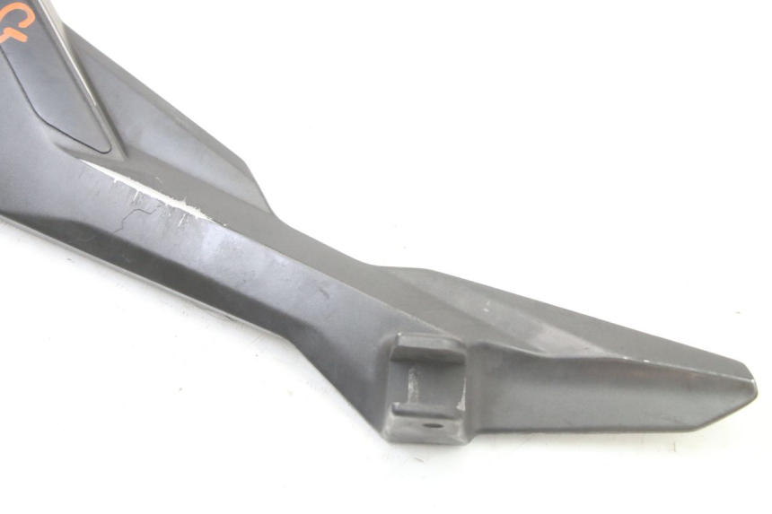 photo de PLATINE CALE PIED AVANT GAUCHE YAMAHA XJ6 ABS 600 (2008 - 2016)