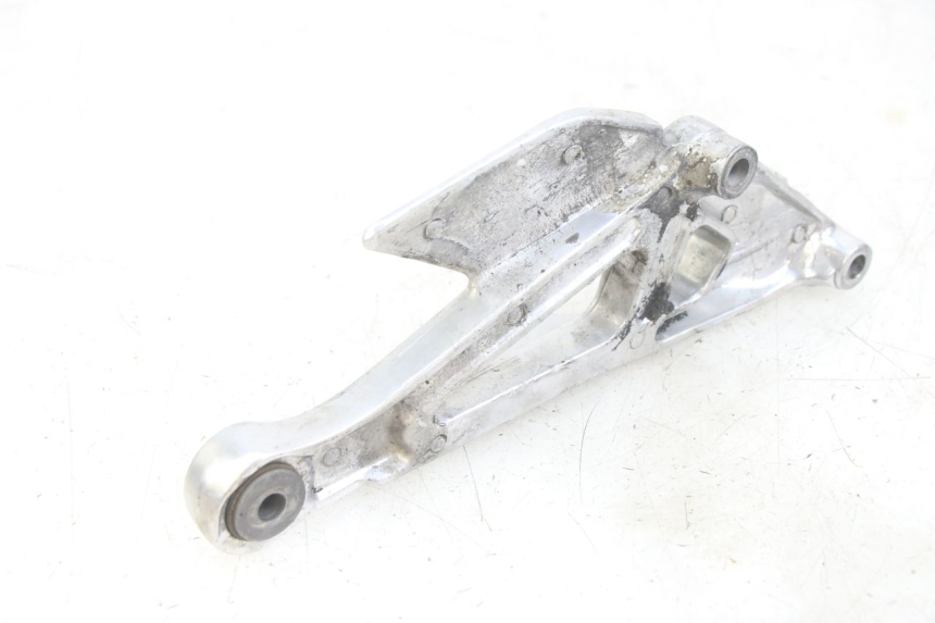 photo de PLATINE CALE PIED AVANT GAUCHE YAMAHA XJN DIVERSION 600 (2000 - 2003)