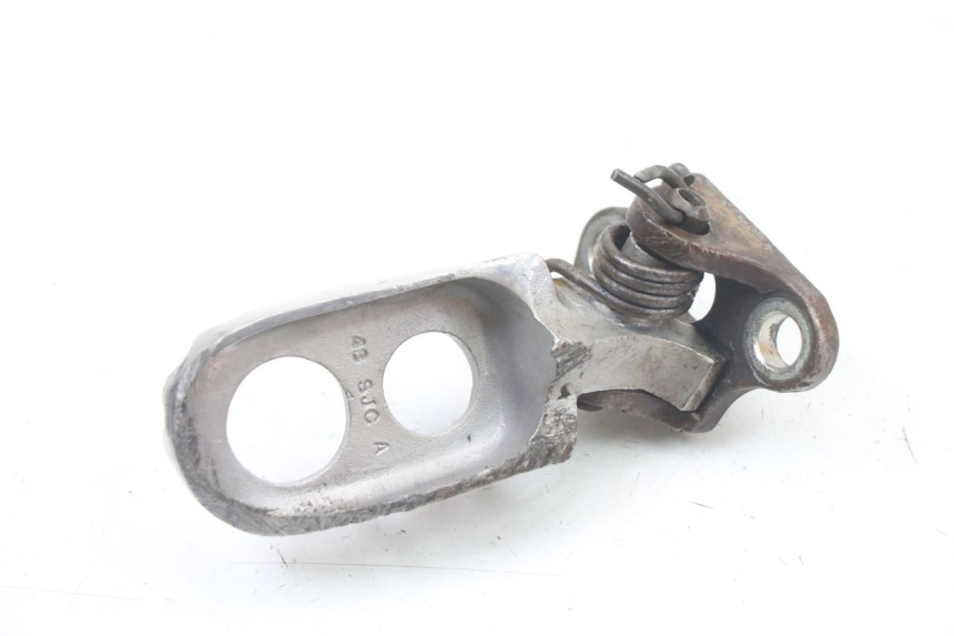 photo de PLATINE CALE PIED AVANT GAUCHE YAMAHA YZ 125 (2006 - 2016)