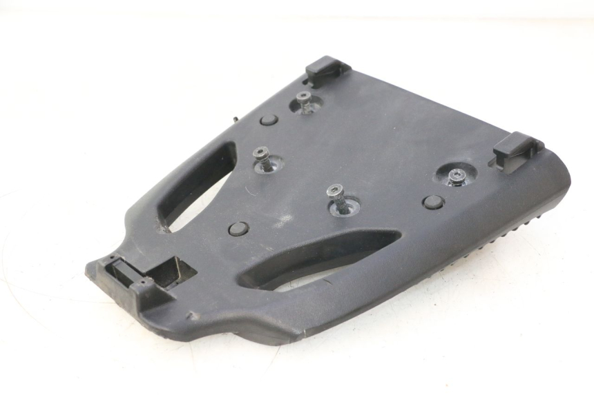 photo de PLATINE TOP CASE PIAGGIO MP3 HPE 530 (2022 - 2026) - Vue principale