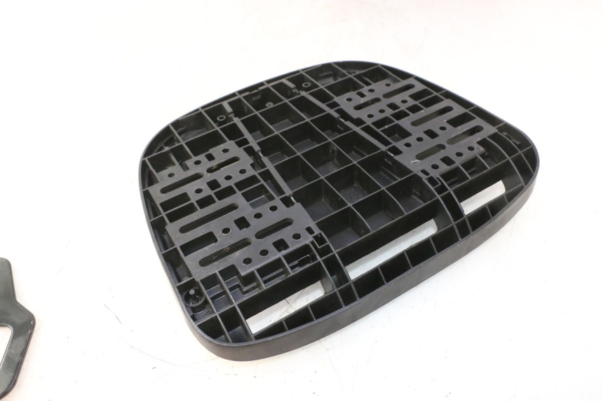 photo de PLATINE TOP CASE PIAGGIO MP3 500 (2016 - 2018) - Pièce contrôlée