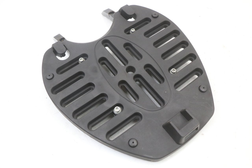 photo de PLATINE TOP CASE MOTO GUZZI NORGE 8V GT 1200 (2011 - 2016) - Zoom état d’usage