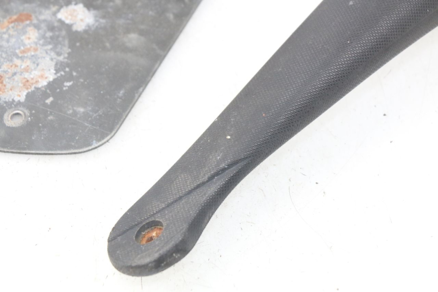 photo de PLATINE TOP CASE PIAGGIO SKIPPER 125 (2000 - 2004)