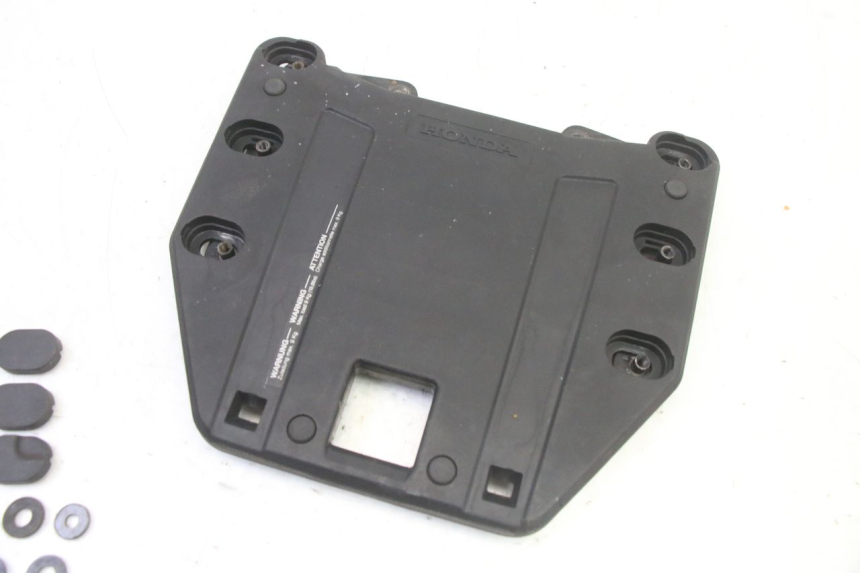 photo de PLATINE TOP CASE HONDA ST PAN EUROPEAN 1300 (2002 - 2013)