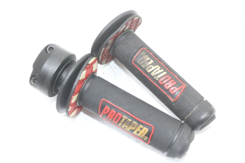 photo de POIGNEE ACCELERATEUR APRILIA SR CARB LC 2T 50 (2004 - 2012)