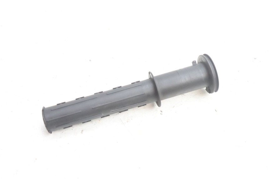 photo de POIGNEE ACCELERATEUR APRILIA ATLANTIC S 125 (2010 - 2013) - Points de fixation