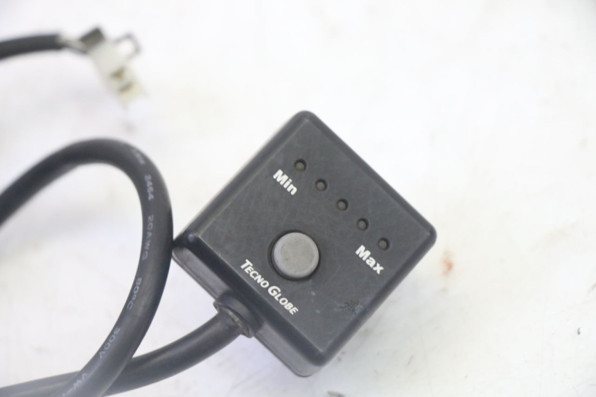 photo de POIGNEE ACCELERATEUR SUZUKI BURGMAN 125 (2007 - 2014)