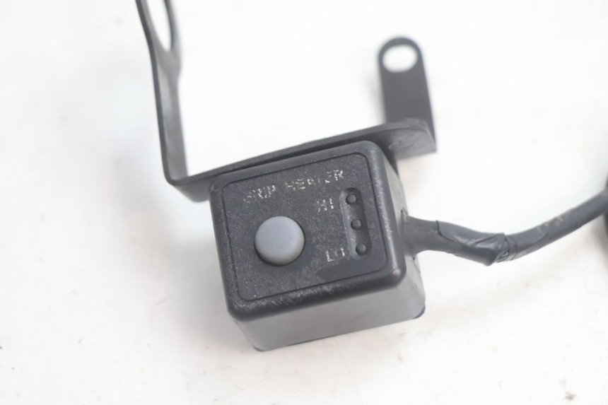 photo de POIGNEE ACCELERATEUR SUZUKI BURGMAN EXECUTIVE ABS 650 (2006 - 2012) - Vue produit