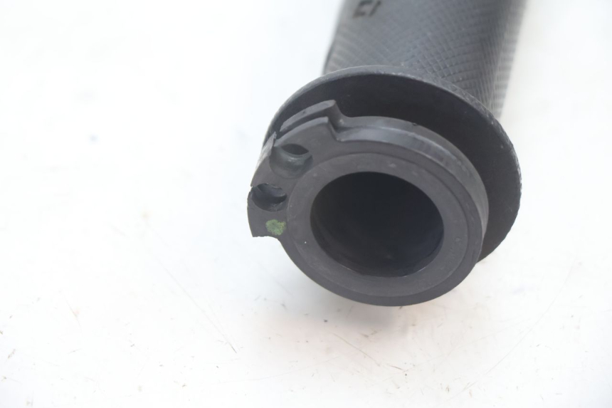 photo de POIGNEE ACCELERATEUR YAMAHA BW'S BWS 125 (2010 - 2013) - Détail de la pièce