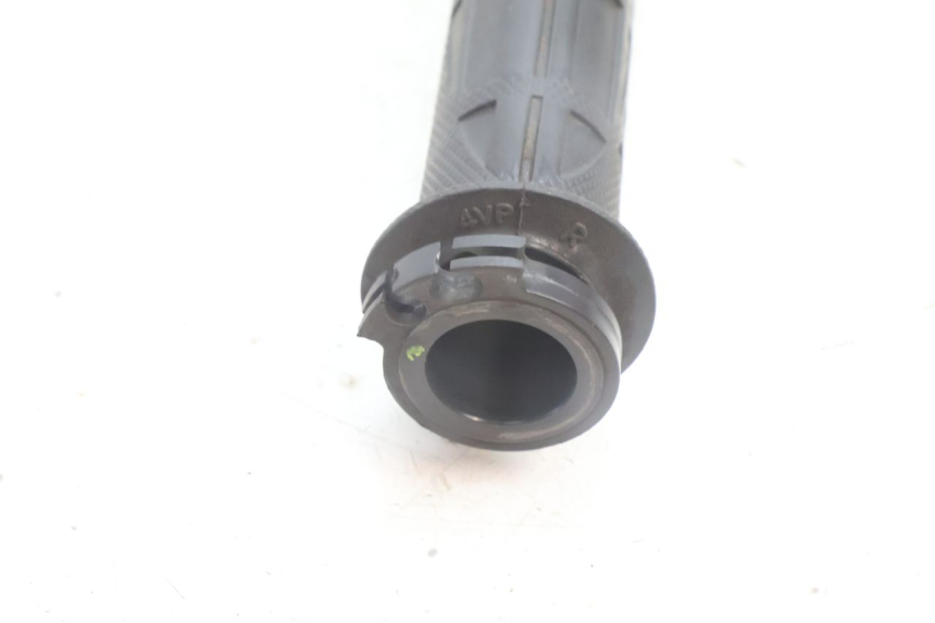 photo de POIGNEE ACCELERATEUR YAMAHA BW'S BWS 125 (2010 - 2013) - Zoom état d’usage