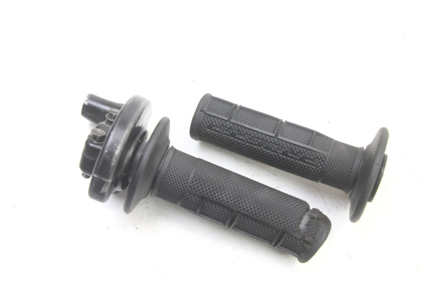 photo de POIGNEE ACCELERATEUR HONDA CR 85 (2003 - 2007)