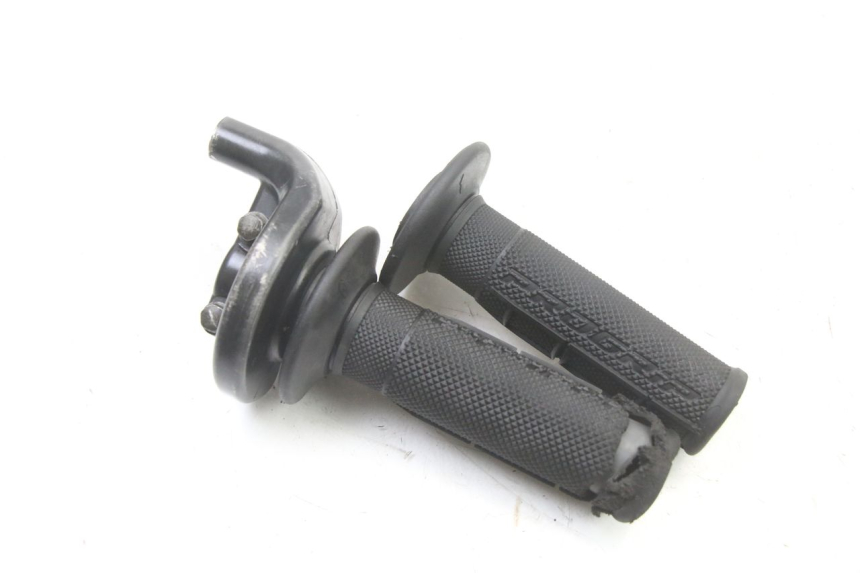 photo de POIGNEE ACCELERATEUR HONDA CR 85 (2003 - 2007)