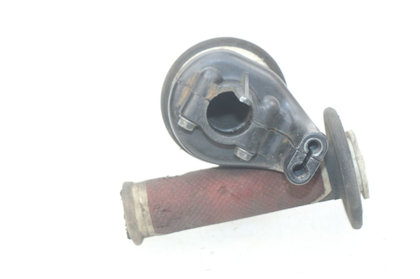 photo de POIGNEE ACCELERATEUR HONDA CRF 250 (2013 - 2016) - Zoom état d’usage