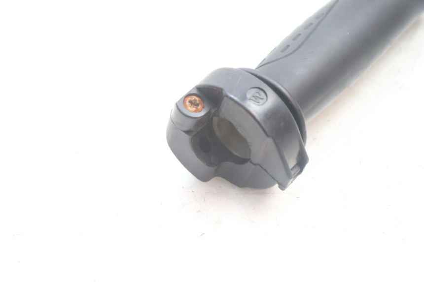 photo de POIGNEE ACCELERATEUR CF MOTO E-CHARM 125 (2005 - 2008) - Détail de la pièce