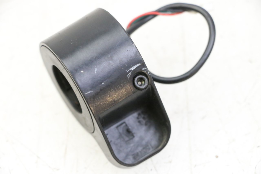 photo de POIGNEE ACCELERATEUR SEGWAY NINEBOT F40E 1