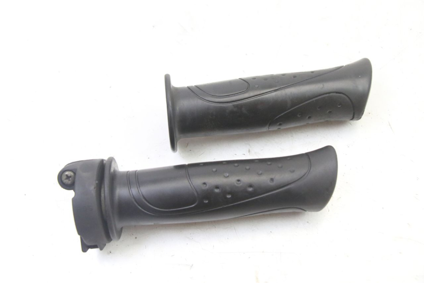photo de POIGNEE ACCELERATEUR SYM FIDDLE 2 S 125 (2012 - 2014)