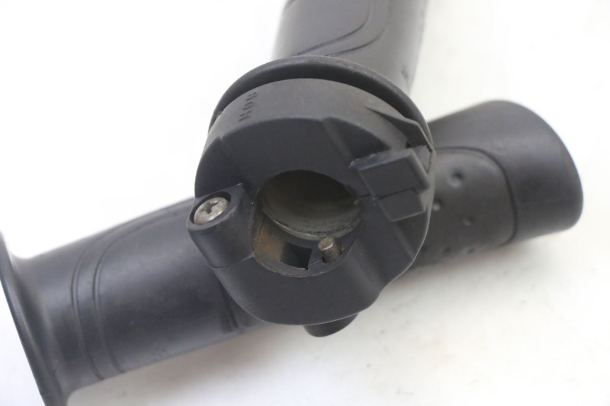 photo de POIGNEE ACCELERATEUR SYM FIDDLE 2 S 125 (2012 - 2014)