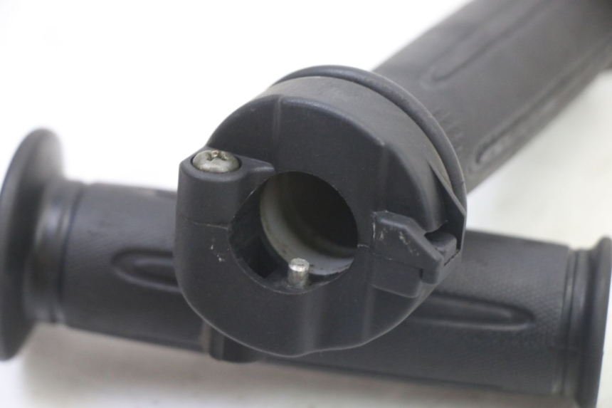 photo de POIGNEE ACCELERATEUR SYM FIDDLE 3 III 125 (2014 - 2020)