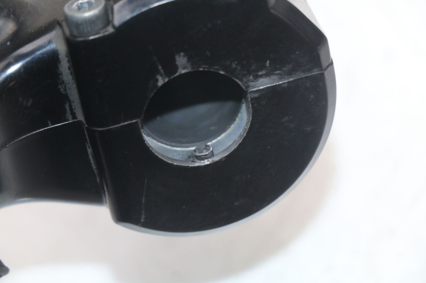 photo de POIGNEE ACCELERATEUR YAMAHA FJR ABS 1300 (2006 - 2012) - Pièce contrôlée
