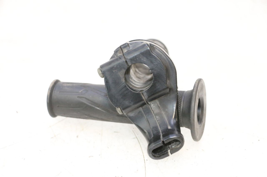 photo de POIGNEE ACCELERATEUR YAMAHA FJR 1300 (2001 - 2005) - Zoom état d’usage