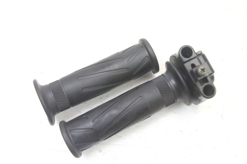 photo de POIGNEE ACCELERATEUR MBK FLAME X 125 (2007 - 2016)