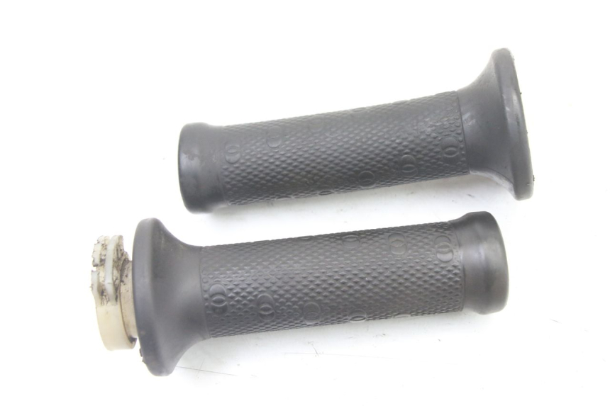 photo de POIGNEE ACCELERATEUR GILERA NEXUS 300 (2008 - 2013)