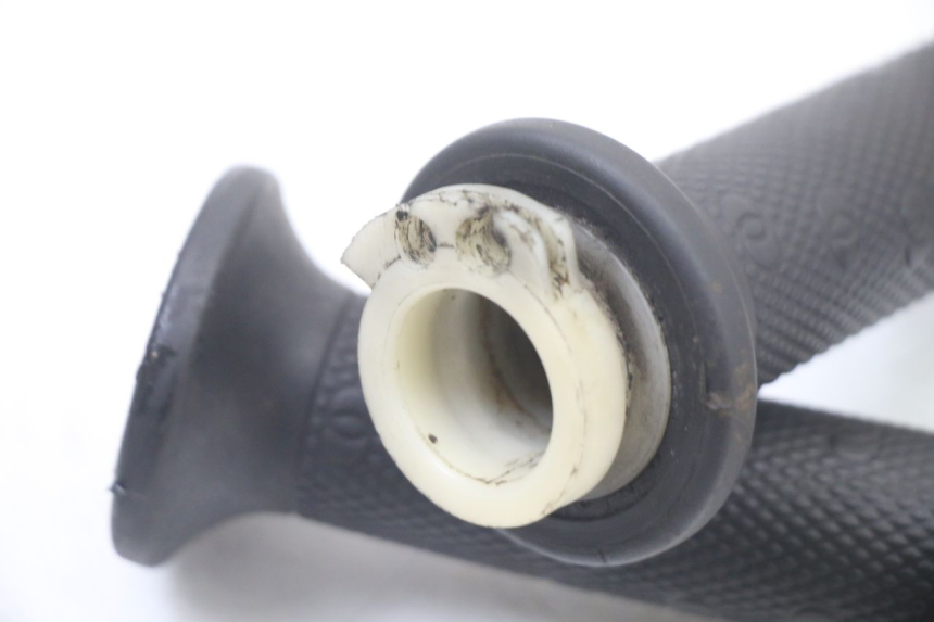 photo de POIGNEE ACCELERATEUR GILERA NEXUS 300 (2008 - 2013)