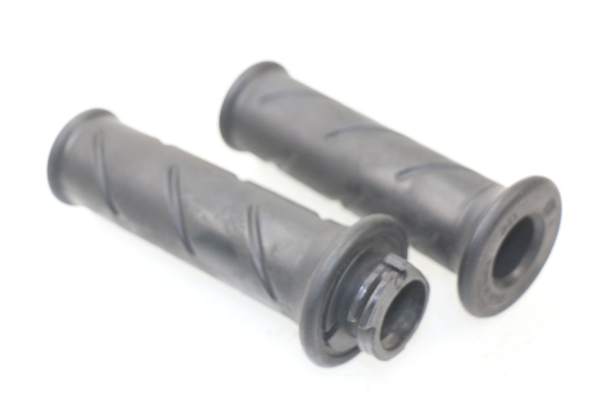 photo de POIGNEE ACCELERATEUR PEUGEOT KISBEE 2T 50 (2010 - 2017)