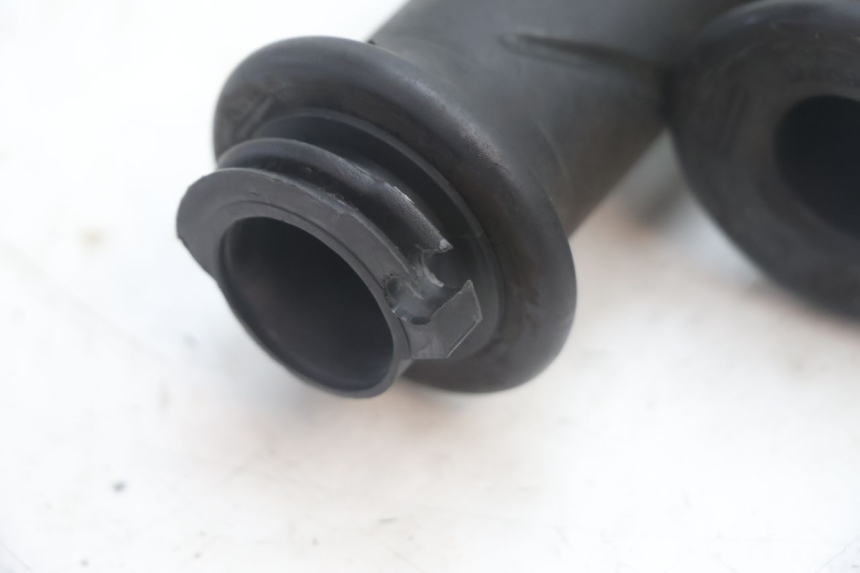 photo de POIGNEE ACCELERATEUR PEUGEOT LUDIX 50 (2005 - 2007) - Zoom état d’usage