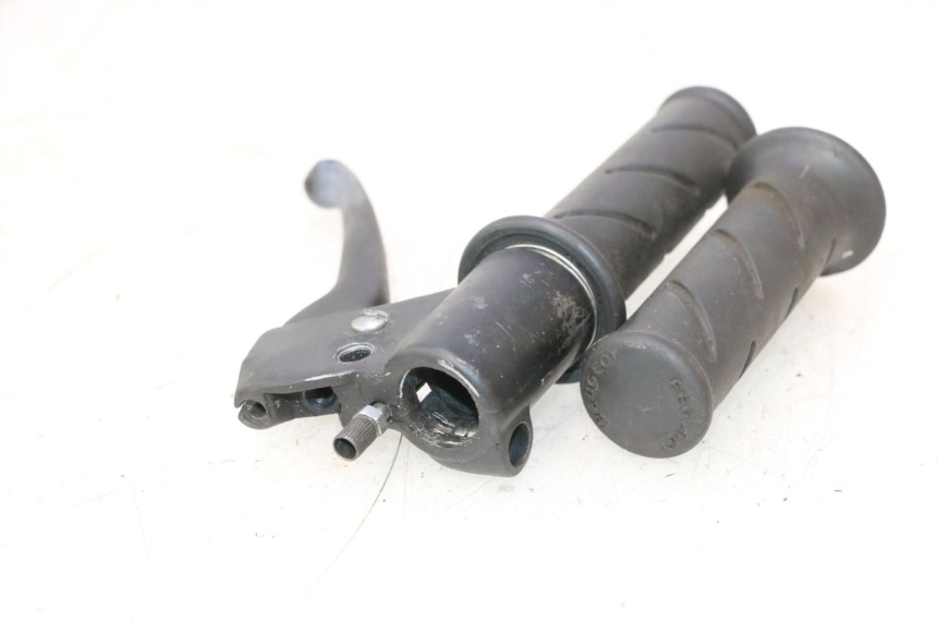 photo de POIGNEE ACCELERATEUR PEUGEOT LUDIX ONE 50 (2004 - 2006) - Vue principale