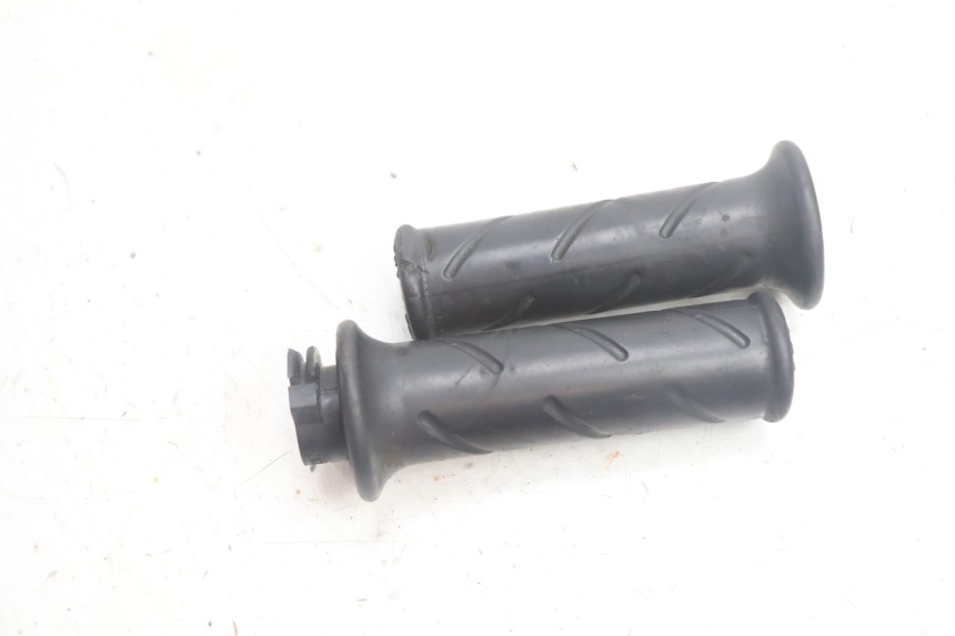 photo de POIGNEE ACCELERATEUR PEUGEOT LUDIX PRO 2T 50 (2010 - 2017) - Vue principale