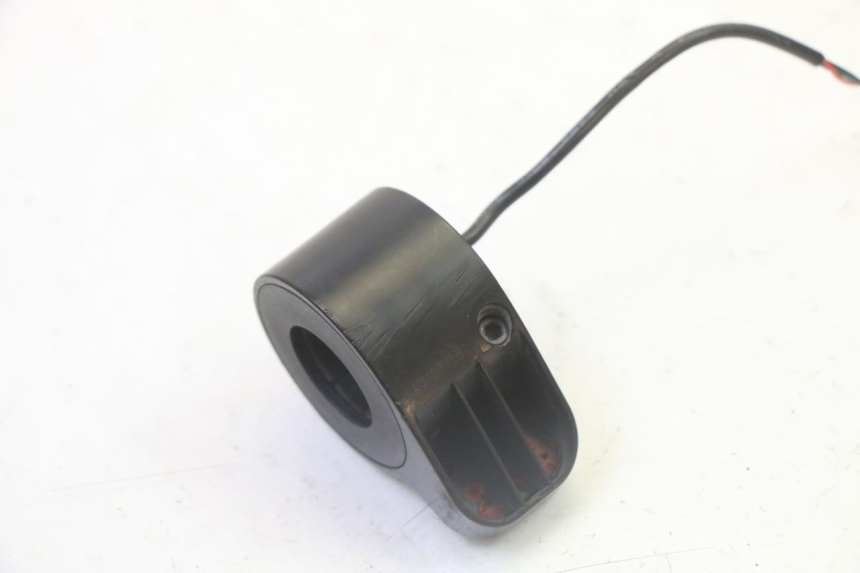 photo de POIGNEE ACCELERATEUR XIAOMI MI PRO 2 1