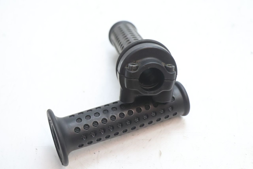photo de POIGNEE ACCELERATEUR PIAGGIO MP3 LT 300 (2010 - 2016) - Zoom état d’usage