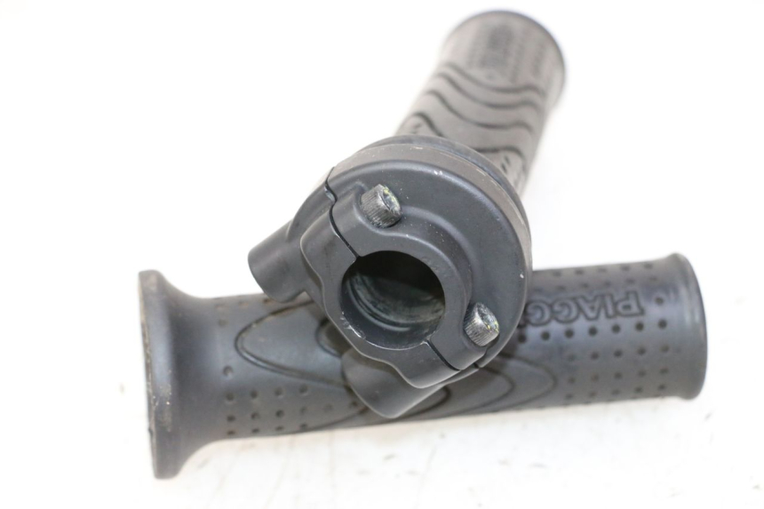 photo de POIGNEE ACCELERATEUR PIAGGIO MP3 500 (2011 - 2015)