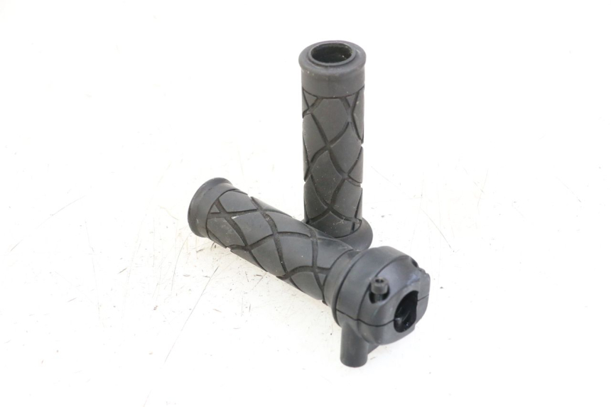 photo de POIGNEE ACCELERATEUR YAMAHA NEOS NEO'S 4T 50 (2008 - 2016) - Vue principale