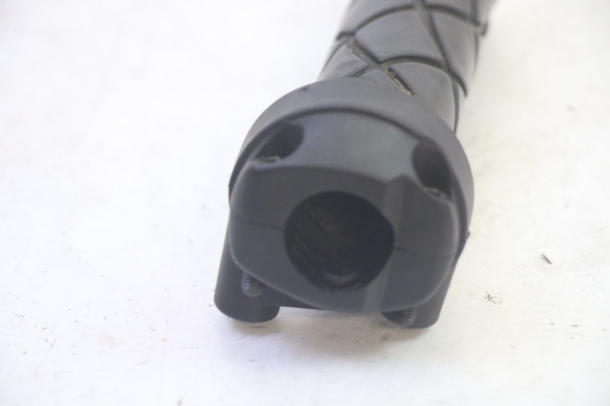 photo de POIGNEE ACCELERATEUR YAMAHA NEOS NEO'S 4T 50 (2008 - 2016) - Zoom état d’usage