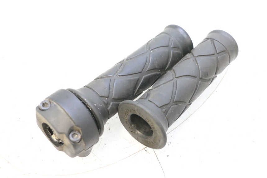 photo de POIGNEE ACCELERATEUR YAMAHA NEOS NEO'S 4T 50 (2008 - 2016) - Détail de la pièce