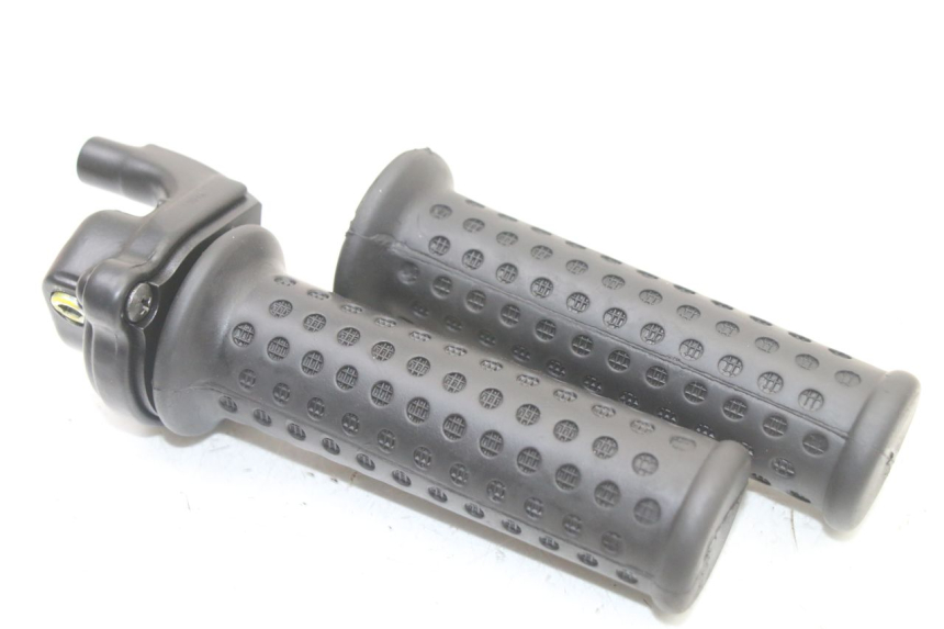 photo de POIGNEE ACCELERATEUR PIAGGIO NRG POWER PUREJET 50 (2018 - 2021)