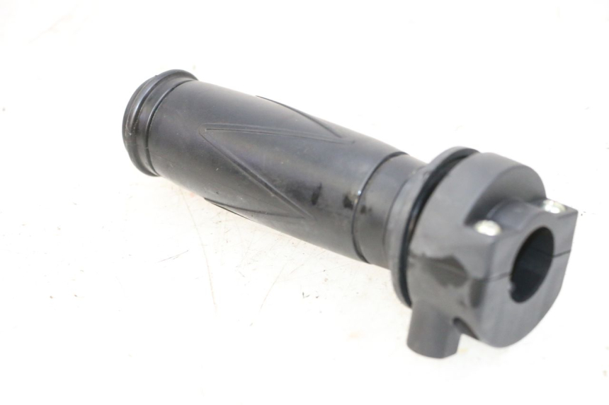 photo de POIGNEE ACCELERATEUR JM MOTORS OLDIES GT 4T 50 (2018 - 2025) - Autre angle de vue