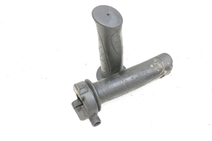 photo de POIGNEE ACCELERATEUR SYM ORBIT III 3 4T 50 (2018 - 2021) - Détail de la pièce