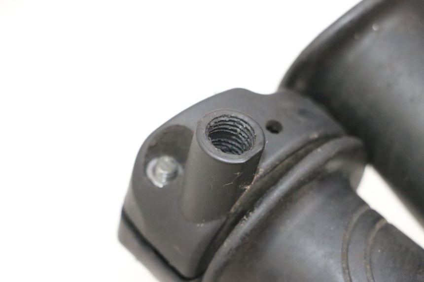 photo de POIGNEE ACCELERATEUR SYM ORBIT III 3 4T 50 (2018 - 2021) - Zoom état d’usage