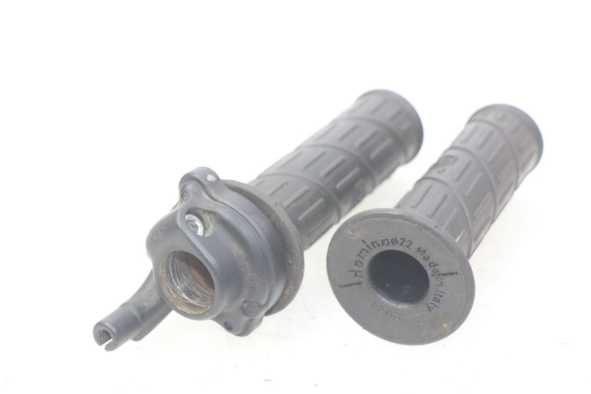 photo de POIGNEE ACCELERATEUR PIAGGIO LIBERTY 4T 50 (2004 - 2008)