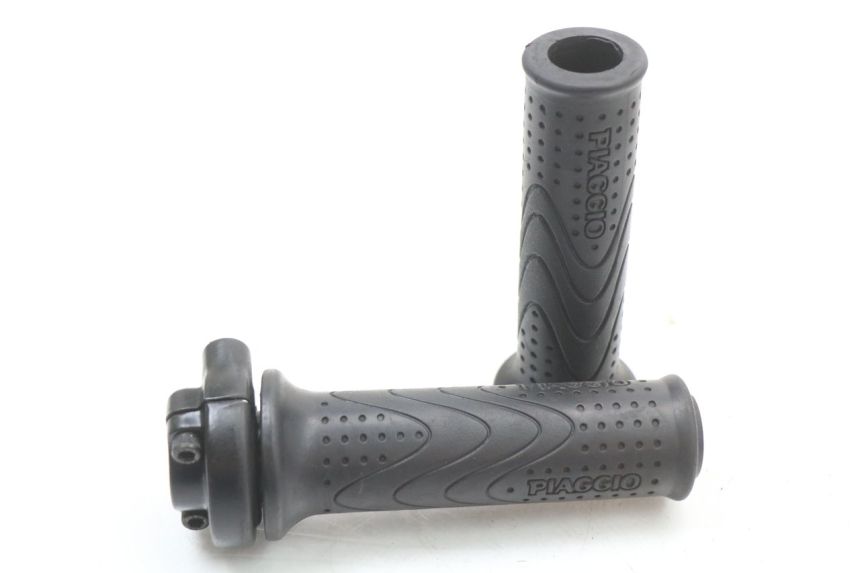 photo de POIGNEE ACCELERATEUR PIAGGIO MP3 500 (2011 - 2015)