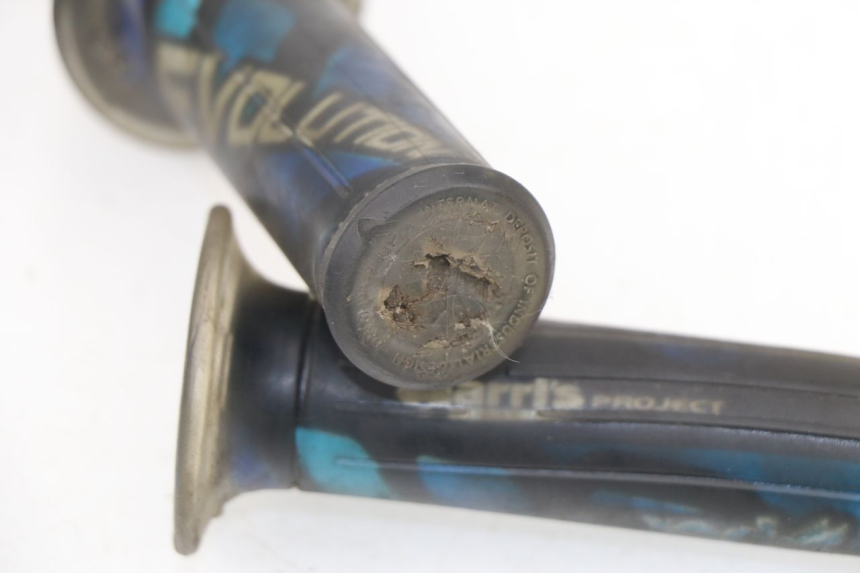 photo de POIGNEE ACCELERATEUR PIAGGIO NRG EXTREME H2O 50 (1999 - 2001)