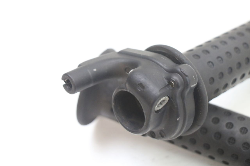 photo de POIGNEE ACCELERATEUR PIAGGIO VESPA GRANTURISMO 125 (2003 - 2007)