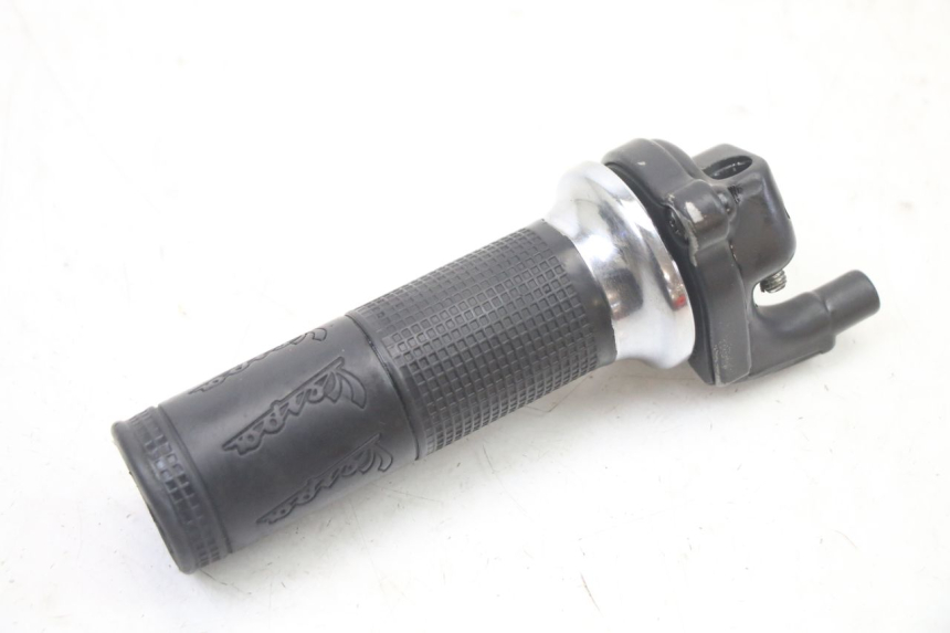 photo de POIGNEE ACCELERATEUR PIAGGIO VESPA LX 2T 50 (2005 - 2013)