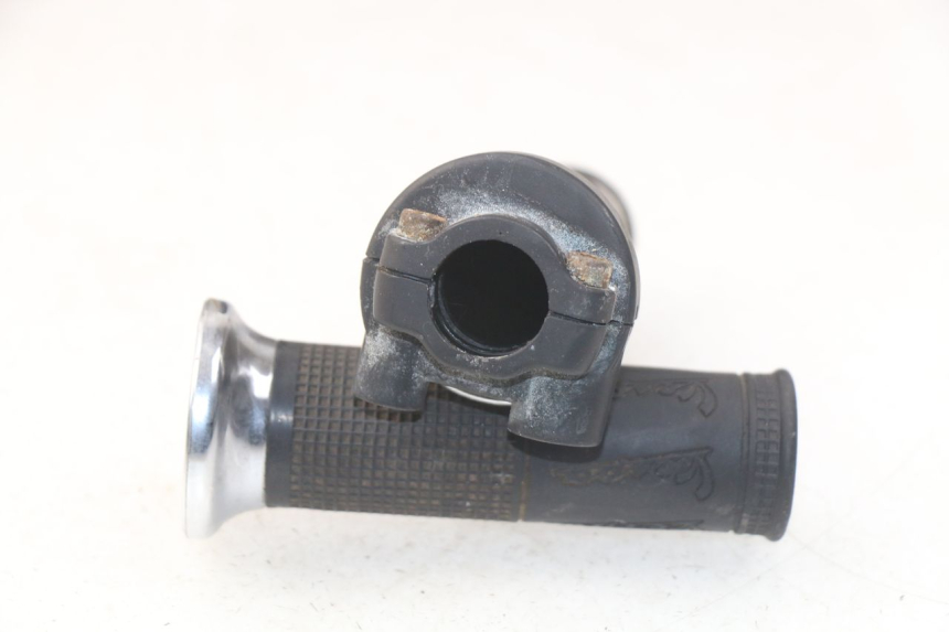 photo de POIGNEE ACCELERATEUR PIAGGIO VESPA LX IE 125 (2010 - 2012)