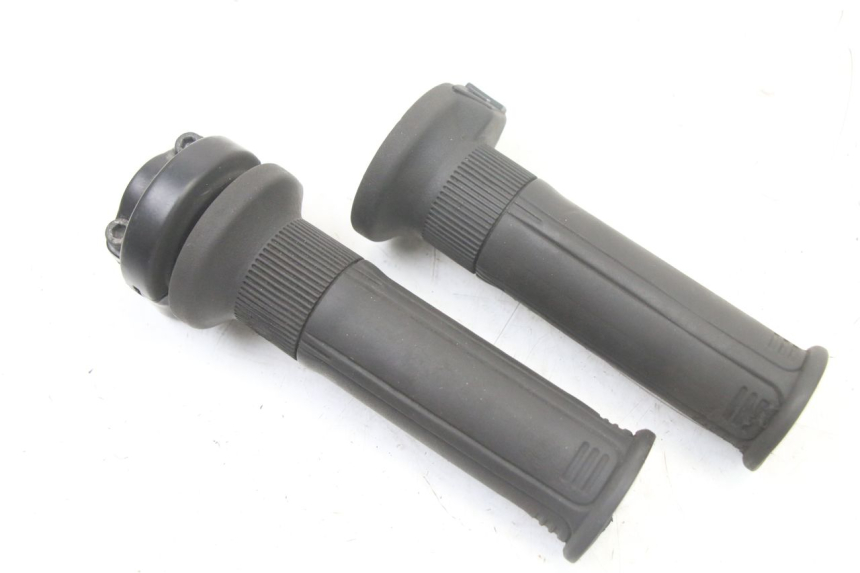 photo de POIGNEE ACCELERATEUR PIAGGIO VESPA LX IE 125 (2010 - 2012)