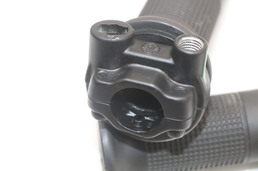 photo de POIGNEE ACCELERATEUR PIAGGIO VESPA PRIMAVERA 4T 50 (2021 - 2024)