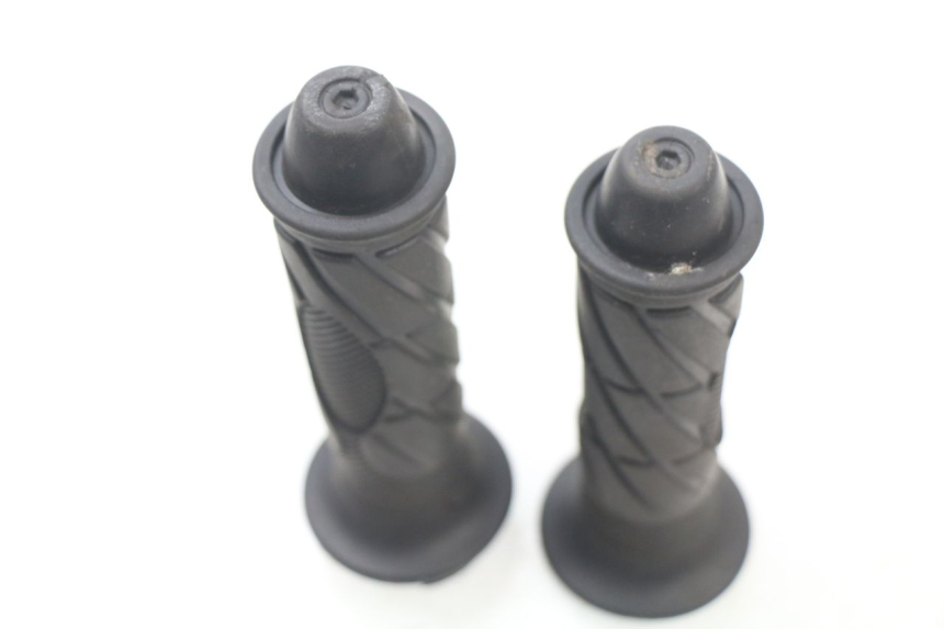 photo de POIGNEE ACCELERATEUR LAZIO RENO 50 (2018 - 2021)